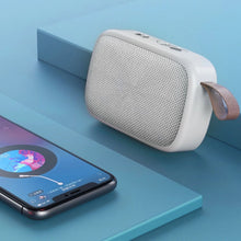 Заредете изображение във визуализатора на галерията – WK Design Portable Wireless Bluetooth 5.0 Speaker 3W Black (D20)
