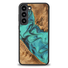 Заредете изображение във визуализатора на галерията – Bewood Unique Turquoise Wood and Resin Case for Samsung Galaxy S23 Plus - Turquoise Black
