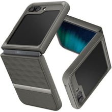 Заредете изображение във визуализатора на галерията – CASEOLOGY PARALLAX GALAXY Z Flip 5 ASH GRAY
