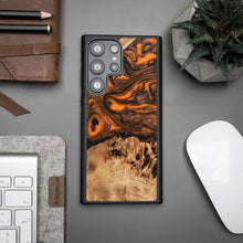 Заредете изображение във визуализатора на галерията – Wood and resin case for Samsung Galaxy S23 Ultra Bewood Unique Orange - orange and black
