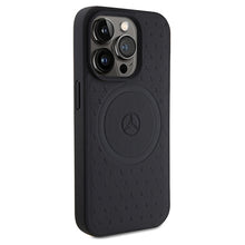 Заредете изображение във визуализатора на галерията – Original Case MERCEDES hardcase Star Pattern Leather MagSafe MEHMP15L23RGSK for Iphone 15 Pro Black
