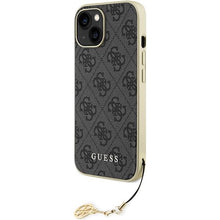 Заредете изображение във визуализатора на галерията – Guess 4G Charms Collection case for iPhone 15 - gray
