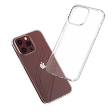 Заредете изображение във визуализатора на галерията – iPhone 15 Pro Max case from the Ultra Clear series in transparent color
