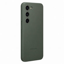 Заредете изображение във визуализатора на галерията – Samsung Leather Cover case for Samsung Galaxy S23 case made of natural leather green (EF-VS911LGEGWW)

