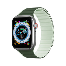 Заредете изображение във визуализатора на галерията – Magnetic Strap for Apple Watch SE, 8, 7, 6, 5, 4, 3, 2, 1 (41, 40, 38 mm) Dux Ducis Strap (LD Version) - Green
