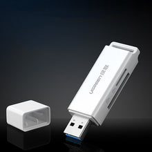 Заредете изображение във визуализатора на галерията – Ugreen portable TF/SD card reader for USB 3.0 white (CM104)
