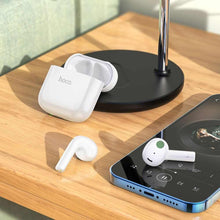 Заредете изображение във визуализатора на галерията – Hoco wireless headset stereo tws ew16 flowing enc bt5.2 white - TopMag
