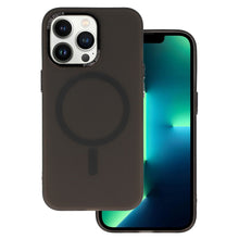 Заредете изображение във визуализатора на галерията – Magnetic Frosted Case for Iphone 14 Plus Black

