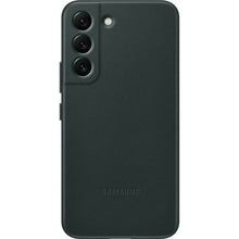 Заредете изображение във визуализатора на галерията – Samsung Leather Cover genuine leather case for Samsung Galaxy S22 green (EF-VS901LGEGWW)

