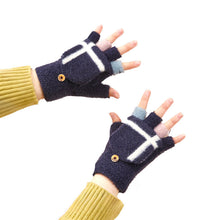 Заредете изображение във визуализатора на галерията – Women's/children's winter phone gloves - black
