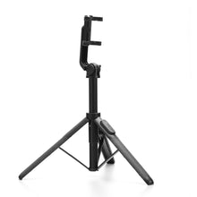 Заредете изображение във визуализатора на галерията – FORCELL F-GRIP S150XL selfie stick tripod with remote control
