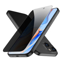 Заредете изображение във визуализатора на галерията – ESR TEMPERED GLASS IPHONE 15 PLUS PRIVACY
