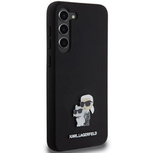 Заредете изображение във визуализатора на галерията – Karl Lagerfeld Silicone Karl&amp;Choupette Metal Pin case for Samsung Galaxy S23+ - black
