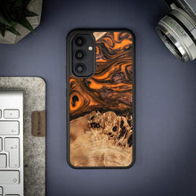 Заредете изображение във визуализатора на галерията – Wood and resin case for Samsung Galaxy A54 5G Bewood Unique Orange - orange and black
