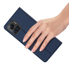 Заредете изображение във визуализатора на галерията – Dux Ducis Skin Pro case for Motorola Edge 30 Ultra flip cover card wallet stand blue
