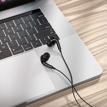 Заредете изображение във визуализатора на галерията – Hoco m101 crystal joy wire-controlled earphones with microphone black
