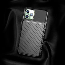 Заредете изображение във визуализатора на галерията – Thunder Case flexible armored case for iPhone 11 Pro black
