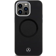 Заредете изображение във визуализатора на галерията – Mercedes Silicone Bicolor MagSafe case for iPhone 15 Pro Max - black
