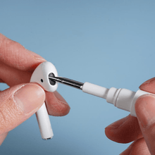 Заредете изображение във визуализатора на галерията – AirPods cleaning kit - white
