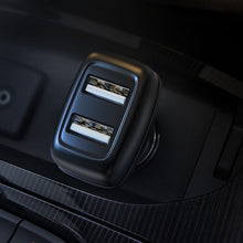 Заредете изображение във визуализатора на галерията – HOCO car charger 2xUSB + cable Type C 2,4A Leader Z36 black

