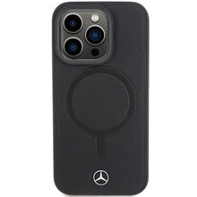Заредете изображение във визуализатора на галерията – Mercedes Smooth Leather MagSafe case for iPhone 15 Pro - black
