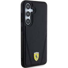 Заредете изображение във визуализатора на галерията – Original FERRARI hardcase Hot Stamp V Lines MagSafe FEHMS24SP3BAK for Samsung Galaxy  S24 Black
