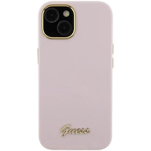 Заредете изображение във визуализатора на галерията – Guess Silicone Script Metal Logo &amp; Frame case for iPhone 15 - pink
