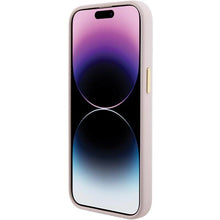 Заредете изображение във визуализатора на галерията – Guess Silicone Script Metal Logo &amp; Frame case for iPhone 15 - pink
