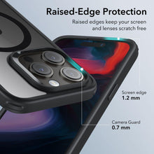 Заредете изображение във визуализатора на галерията – ESR CH HALOLOCK MAGSAFE IPHONE 15 PRO MAX CLEAR/BLACK

