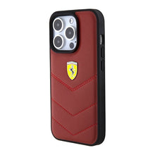 Заредете изображение във визуализатора на галерията – Original FERRARI hardcase Leather Stitched Lines FEHCP15LRDUR do Iphone 15 Pro Red
