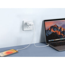 Заредете изображение във визуализатора на галерията – VEGER travel charger USB A + Type C QC3.0 PD 30W VLS302U white
