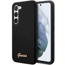 Заредете изображение във визуализатора на галерията – Guess GUHCS23MSLSMK S23+ S916 black/black hardcase Silicone Vintage Gold Logo
