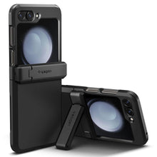 Заредете изображение във визуализатора на галерията – Spigen TOUGH ARMOR PRO GALAXY Z Flip 5 BLACK
