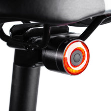 Заредете изображение във визуализатора на галерията – Wozinsky WRBLB3 USB-C LED rear bicycle light red light STOP sensor - black
