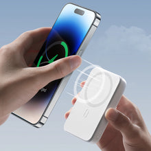 Заредете изображение във визуализатора на галерията – Joyroom Power Bank 10000mAh 20W Power Delivery Quick Charge Magnetic Qi 15W Wireless Charger for iPhone Compatible with MagSafe White (JR-W020 white)
