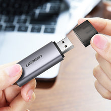 Заредете изображение във визуализатора на галерията – Ugreen multifunction SD / TF memory card reader USB 3.0 gray (CM216)
