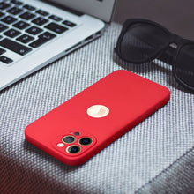 Заредете изображение във визуализатора на галерията – SOFT Case for IPHONE 15 PRO red
