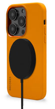 Заредете изображение във визуализатора на галерията – Decoded - protective case for iPhone 14 Pro Max compatible with MagSafe (apricot)
