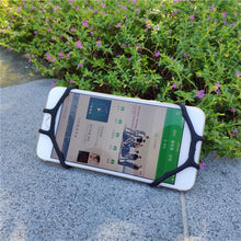 Заредете изображение във визуализатора на галерията – Silicone bicycle phone holder - black
