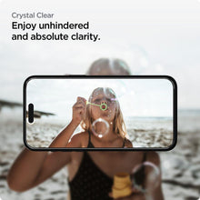 Заредете изображение във визуализатора на галерията – TEMPERED Spigen ALM GLASS FC 2-PACK IPHONE 15 BLACK
