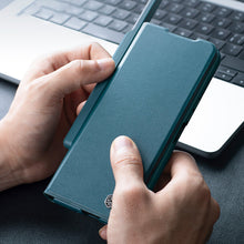 Заредете изображение във визуализатора на галерията – Nillkin Qin Leather Pro Samsung Galaxy Z Fold 5 Leather Flip Case with Camera Cover - Black
