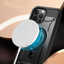 Заредете изображение във визуализатора на галерията – Supcase UB PRO MAG MAGSAFE IPHONE 15 BLACK
