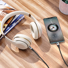 Заредете изображение във визуализатора на галерията – Borofone Cable BL19 Creator - jack 3,5mm to Type C - 1 metre white
