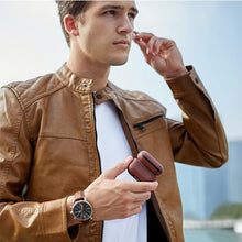 Заредете изображение във визуализатора на галерията – UNIQ etui Terra AirPods Pro Genuine Leather oliwkowy/olive
