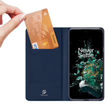 Заредете изображение във визуализатора на галерията – Dux Ducis Skin Pro Case For Motorola Moto G32 Flip Card Wallet Stand Blue
