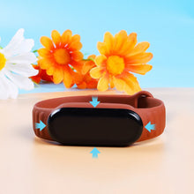 Заредете изображение във визуализатора на галерията – Replacement TPU leather band strap for Xiaomi Mi Band 6 / Mi Band 5 brown

