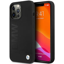 Заредете изображение във визуализатора на галерията – Case BMW BMHCP13LSLBLBK iPhone 13 Pro / 13 6.1" black/black hardcase Silicone Signature Logo
