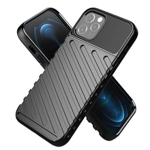 Заредете изображение във визуализатора на галерията – Forcell thunder гръб за iphone 13 черен - TopMag
