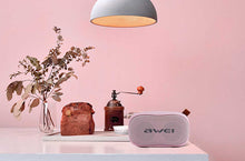 Заредете изображение във визуализатора на галерията – Awei Portable Bluetooth Speaker > Y900 Yellow
