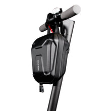 Заредете изображение във визуализатора на галерията – WILDMAN Scooter bag TS9 waterproof 2,5L
